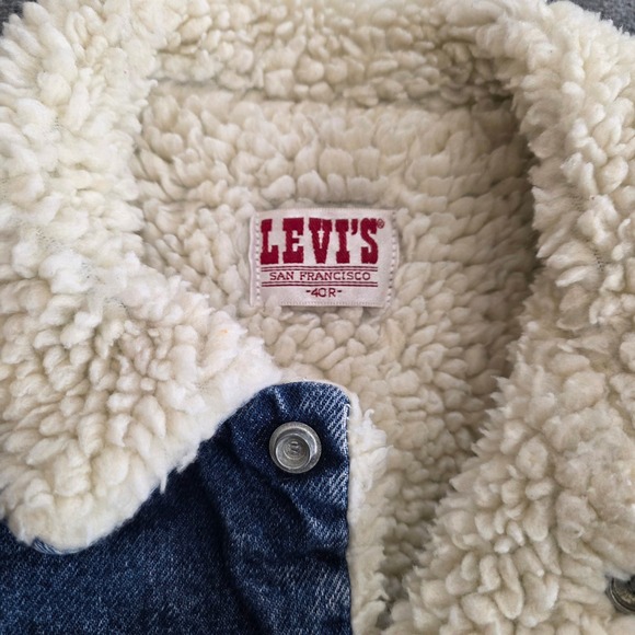 Vintage Levis Sherpa Lined Denim Trucker Jacket Mens 40R Blue Medium Wash 80s - Picture 6 of 15